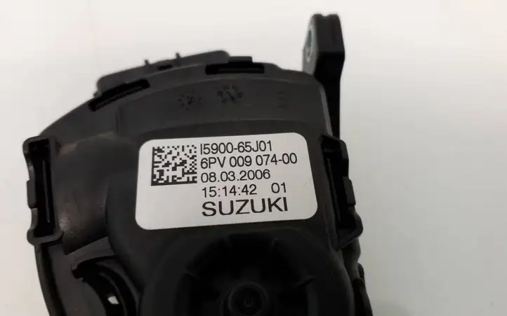 Suzuki Grand Vitara (2005 - 2008)  I590065J01 Педаль акселератора