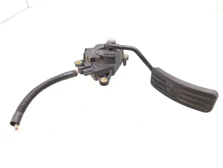 Renault Scenic II - Grand scenic II (2003 - 2006) 8200159645 Педаль акселератора — фото 1