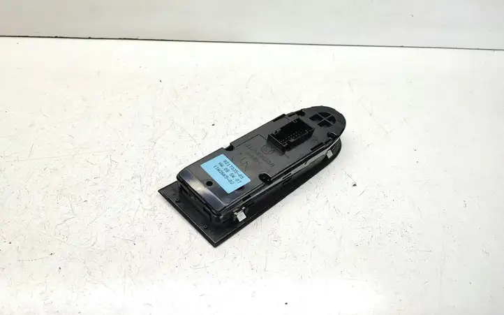 BMW 3 E90 E91 (2005 - 2012) 9217335 Блок кнопок стеклоподъемников — фото 2