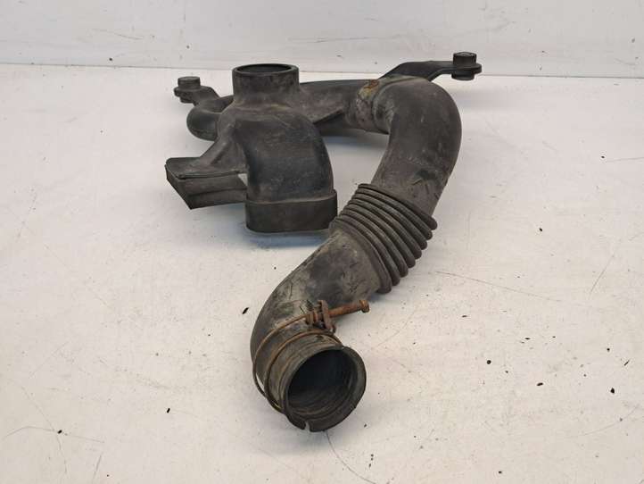 Toyota Prius (NHW20) (2003 - 2009)  1775121120 Воздуховоды