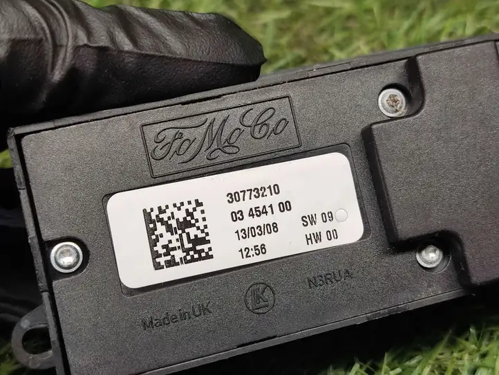 Volvo V50 (2004 - 2008) 30773210 Кнопка стеклоподъемников — фото 3