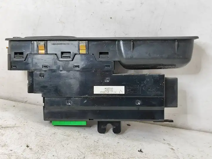 Volvo S80 (1998 - 2004) 8622040 Кнопка стеклоподъемников — фото 4