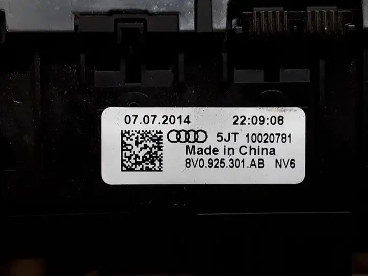 Audi A3/S3 8V (2012 - 2016) 8V0925301AB Другие включатели / ручки/ переключатели — фото 3