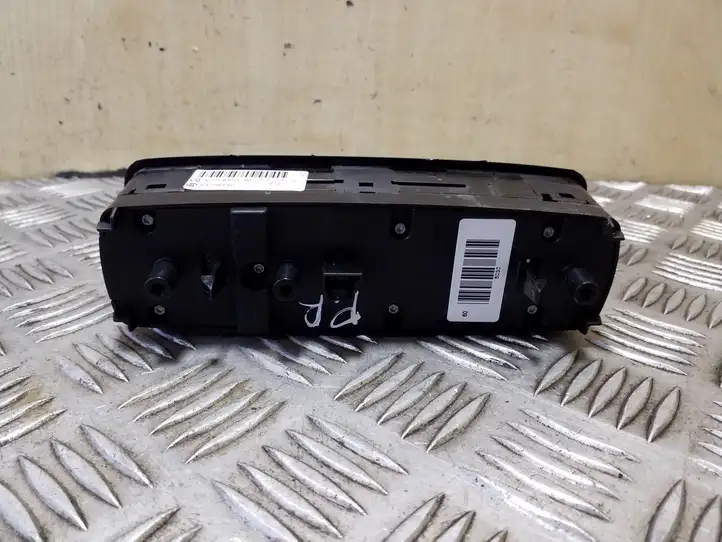 Mercedes-Benz ML W164 (2005 - 2011) A2518300290 Блок кнопок стеклоподъемников — фото 4