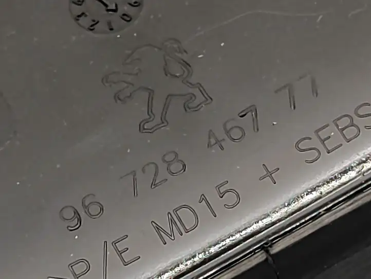 Peugeot 208 (2012 - 2015) 9672846777 Оплётка рулевого колеса — фото 10