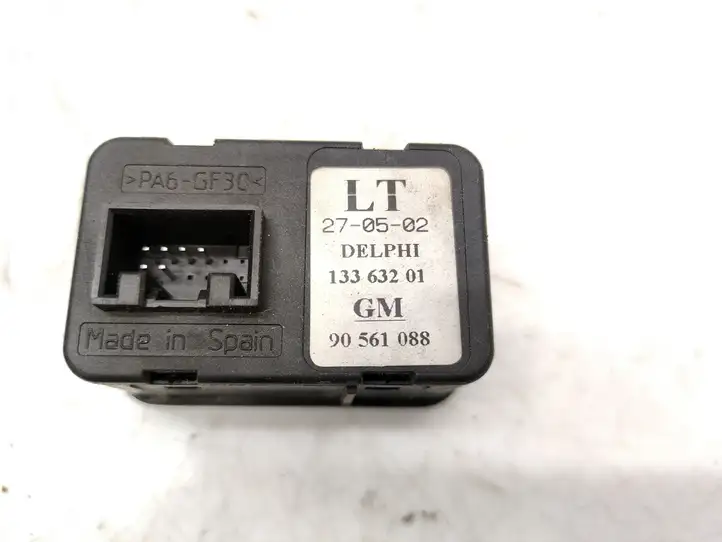 Opel Astra G (1998 - 2004) 13363201 Блок кнопок стеклоподъемников — фото 8