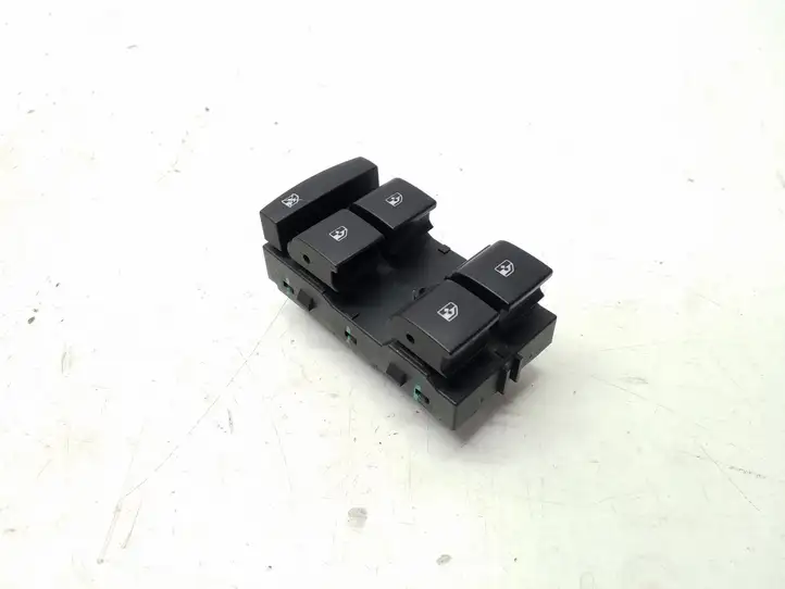 Opel Astra J (2009 - 2012) 13305009 Блок кнопок стеклоподъемников — фото 1