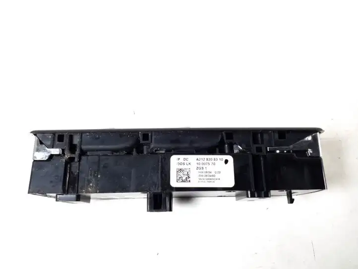 Mercedes-Benz C W204 (2007 - 2014) A2128208310 Блок кнопок стеклоподъемников — фото 3