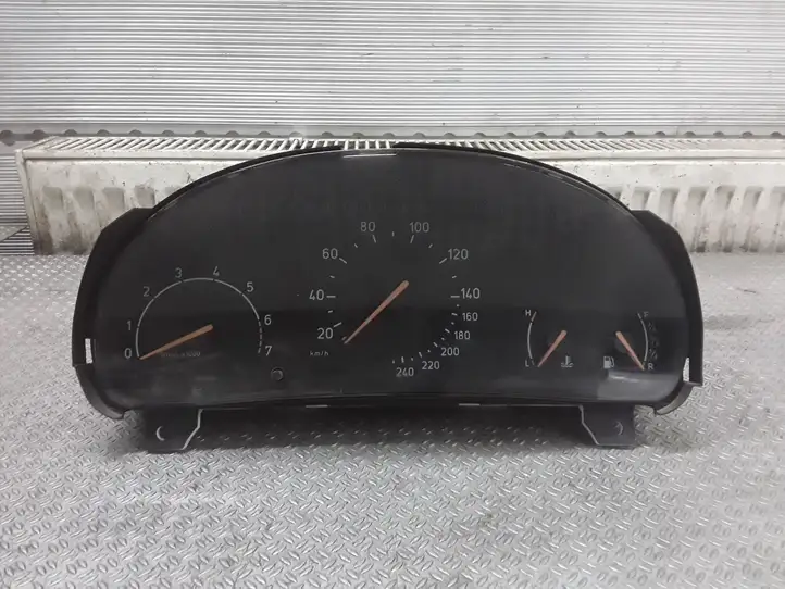 Saab 9-5 (1998 - 2005)  69295040T Спидометр (приборный щиток)