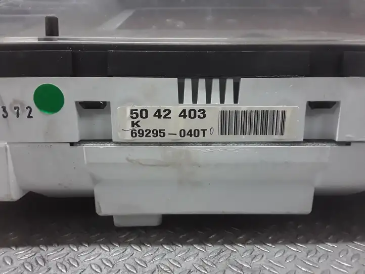 Saab 9-5 (1998 - 2005)  69295040T Спидометр (приборный щиток)