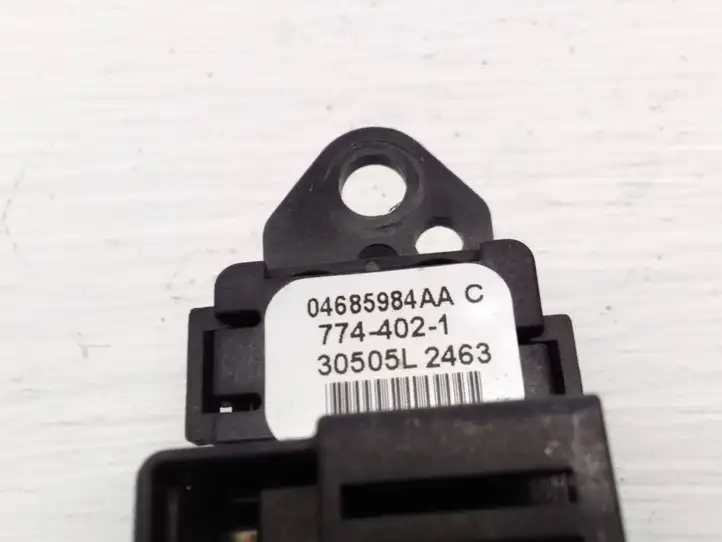 Chrysler Pacifica (2003 - 2008) 04685984AA Кнопка стеклоподъемников — фото 4