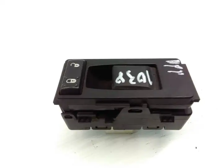 Dodge Caliber (2006 - 2012) 56046219AA Кнопка стеклоподъемников — фото 2