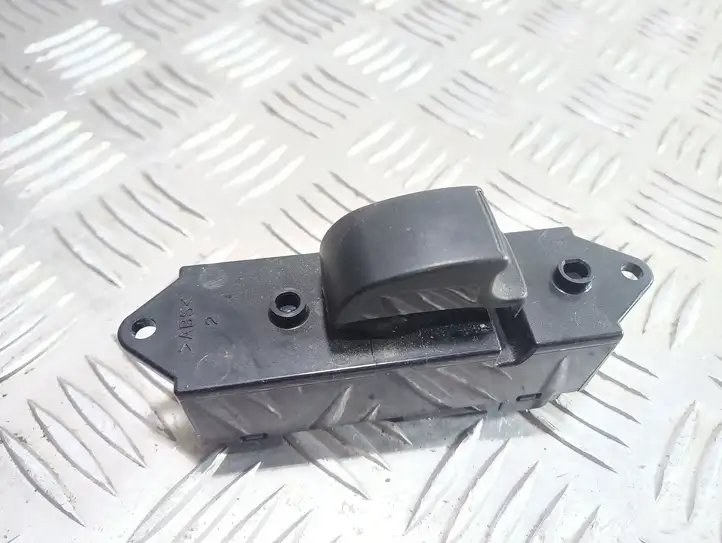 Mitsubishi Lancer VIII (2007 - 2011) 8608A065 Кнопка стеклоподъемников — фото 1