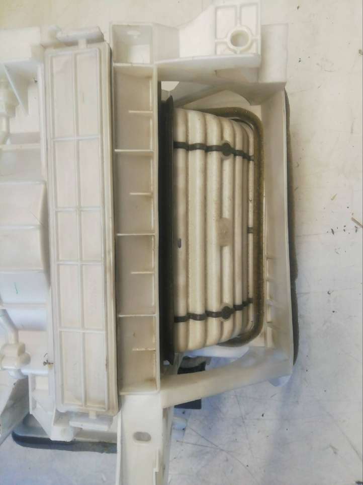 Toyota Land Cruiser (J120) (2002 - 2009)  8701060070 Вентилятор печки