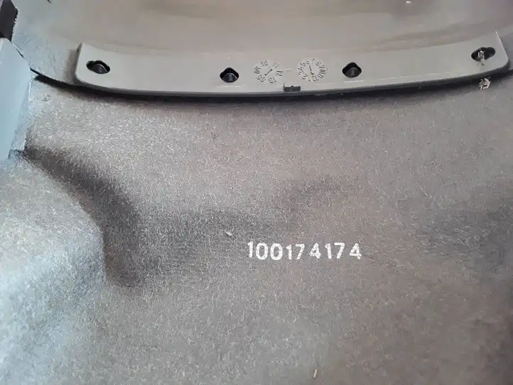 Audi A4 S4 B8 8K (2007 - 2011) 8K0858345A Обшивка рулевой колонки — фото 2