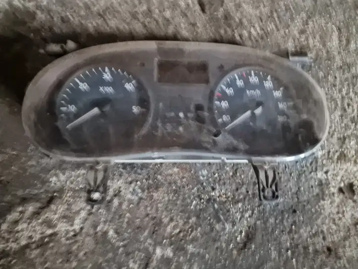Renault Master II (2004 - 2010) P8200199523B Спидометр — фото 1