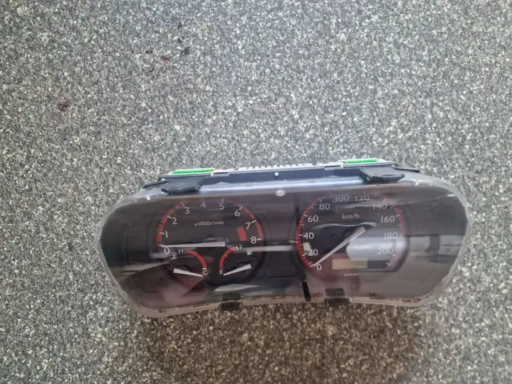 Honda HR-V (1998 - 2005)  4CHR0265215 Спидометр (приборный щиток)
