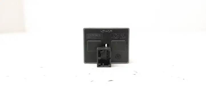 Volkswagen Polo (2001 - 2005) 6Q0959858 Блок кнопок стеклоподъемников — фото 3