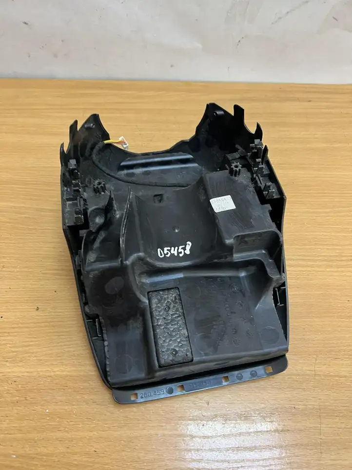 BMW 5 F10 F11 (2009 - 2016) 13315110 Обшивка рулевой колонки — фото 5