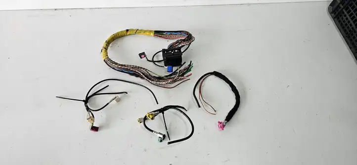 BMW 3 F30 F35 F31 (2012 - 2018) 9192478 Проводка аудиосистемы — фото 1