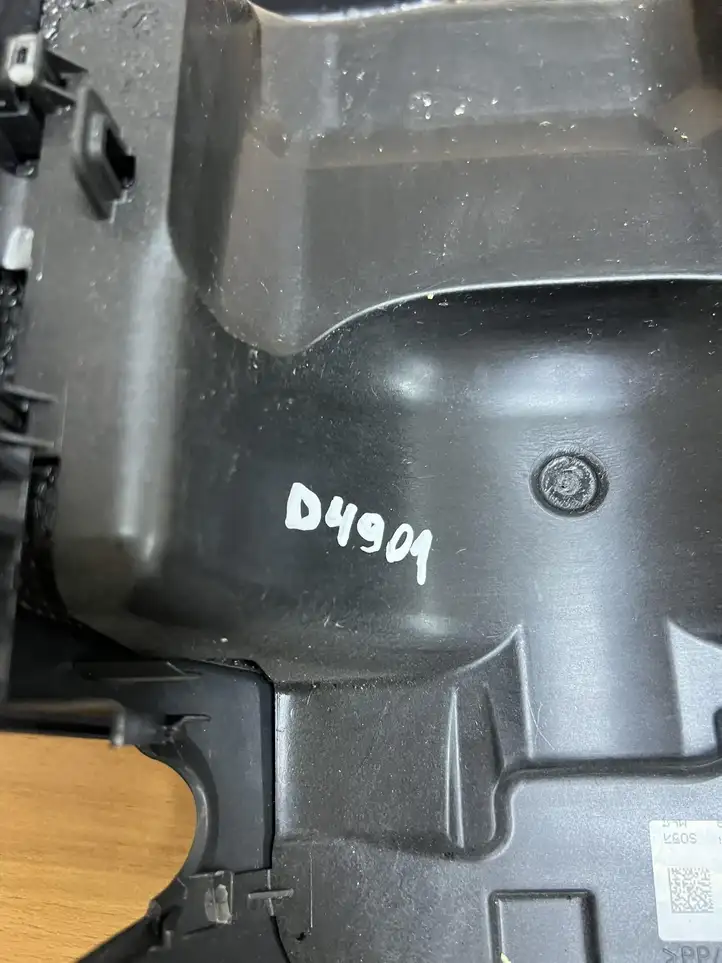 BMW X5 E70 (2006 - 2013) 61316966 Обшивка рулевой колонки — фото 3