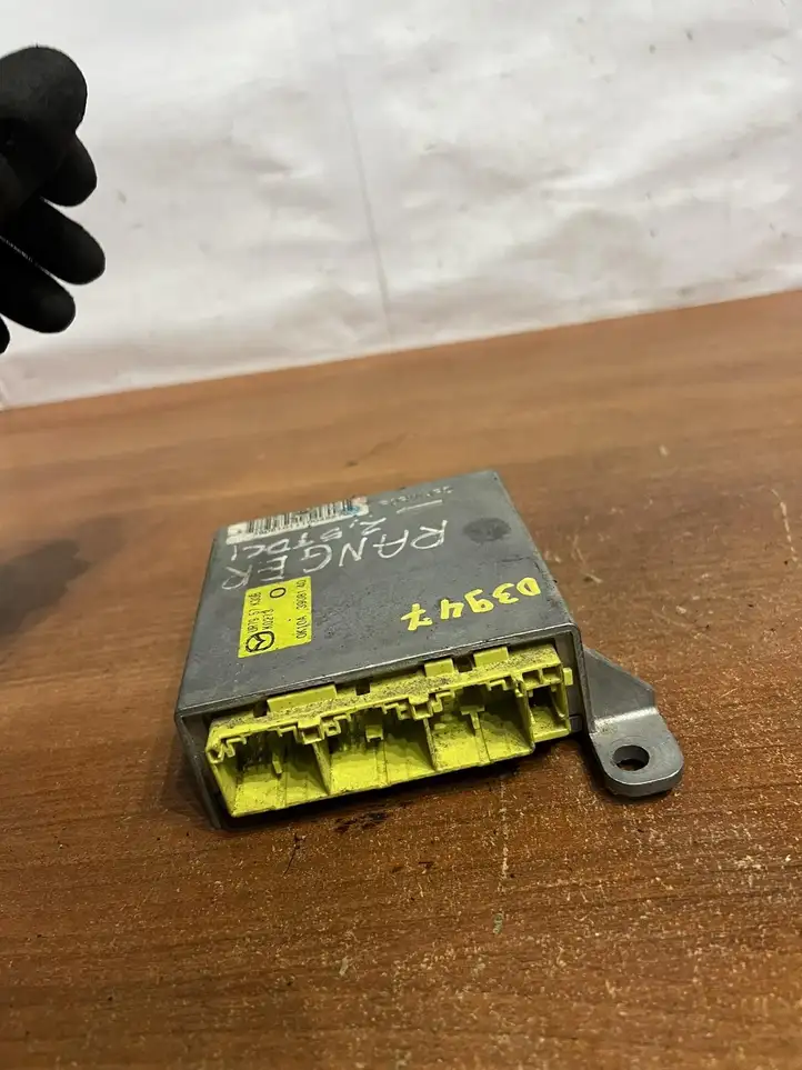 Mazda 5 (2010 - 2016)  K0273 Другие приборы