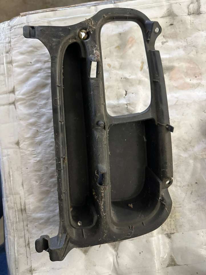 5212705020 Toyota Avensis T250 Priešrūkinio žibinto apdaila/ grotelės