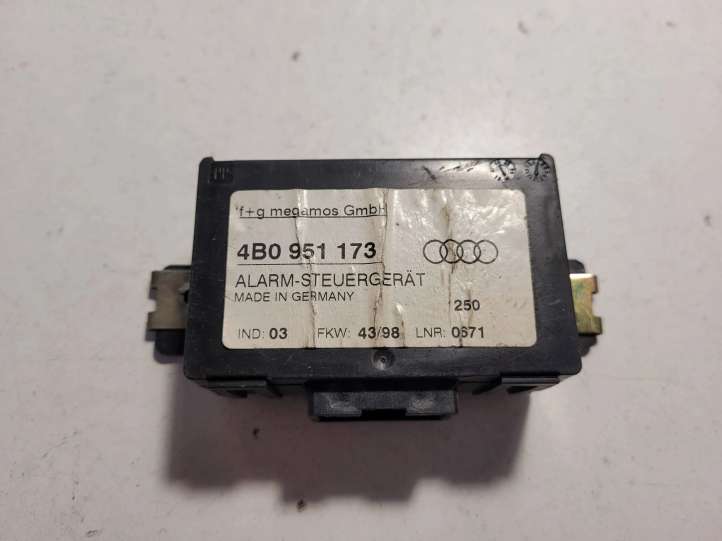 4B0951173 Audi A6 S6 C5 4B Signalizacijos valdymo blokas