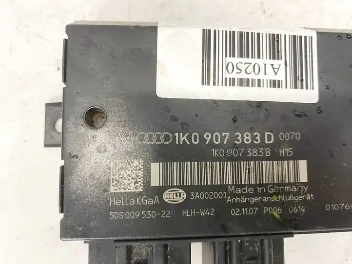 Volkswagen PASSAT B6 (2005 - 2010) 1k0907383d Реле крюка для прицепа — фото 2