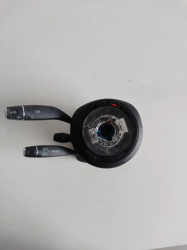 Mercedes-Benz SL R230 (2001 - 2012) A2319008703 Кнопки на рулевом колесе — фото 1