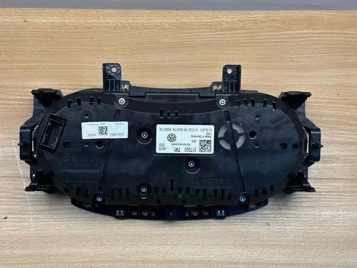 Volkswagen Golf Sportsvan (2014 - 2017)  517920741 Спидометр (приборный щиток)