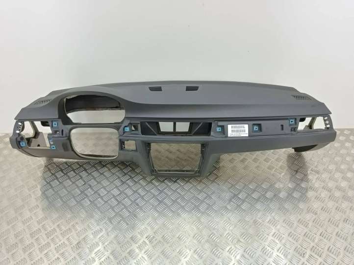 7155202 BMW 3 E90 E91 Panelė