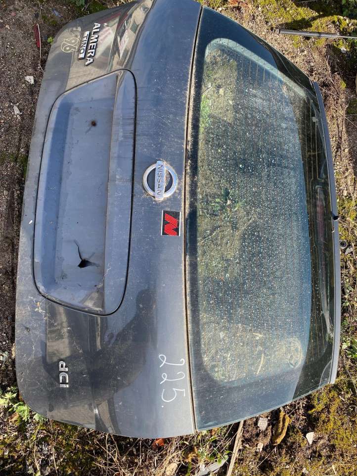 Nissan Almera Tino Galinis dangtis (bagažinės)