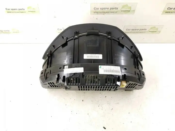 Mercedes-Benz C W204 (2007 - 2014) Спидометр — фото 6