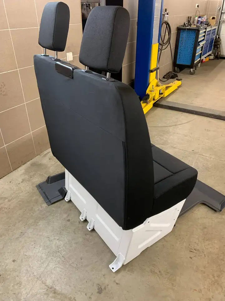 Mercedes-Benz Sprinter W907 W910 (2018 - )  A9109200100 Переднее двухместное сиденье