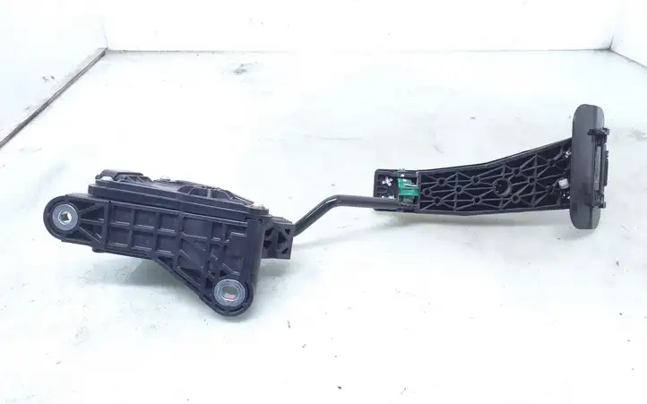 Honda Civic (2006 - 2011) JM08AJ20000122068 Педаль акселератора — фото 2