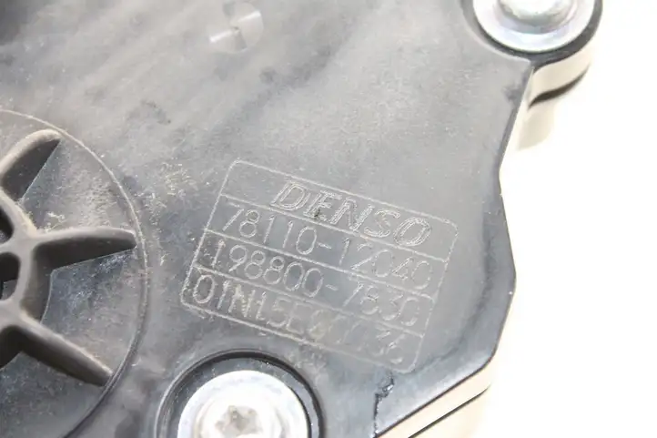 Toyota Prius (XW30) (2009 - 2015) 7811012040 Педаль акселератора — фото 4