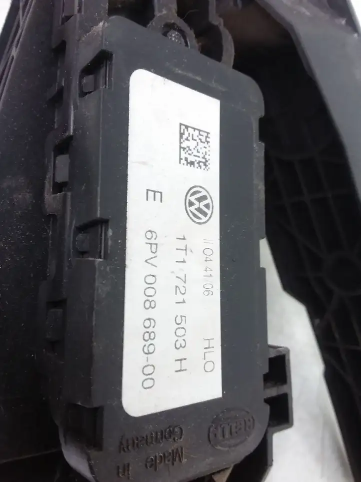 Volkswagen Touran I (2003 - 2010) 1T1721503H Педаль акселератора — фото 4