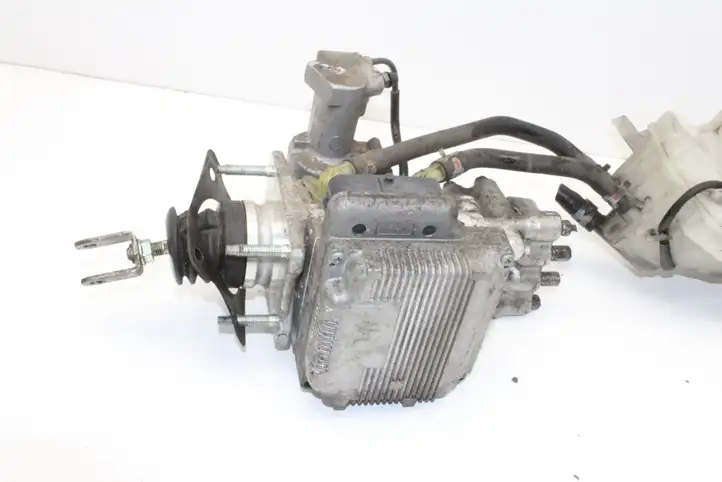 Toyota Prius+ (ZVW40) (2011 - 2018) 4727047030 Вакуумный усилитель тормозов — фото 2