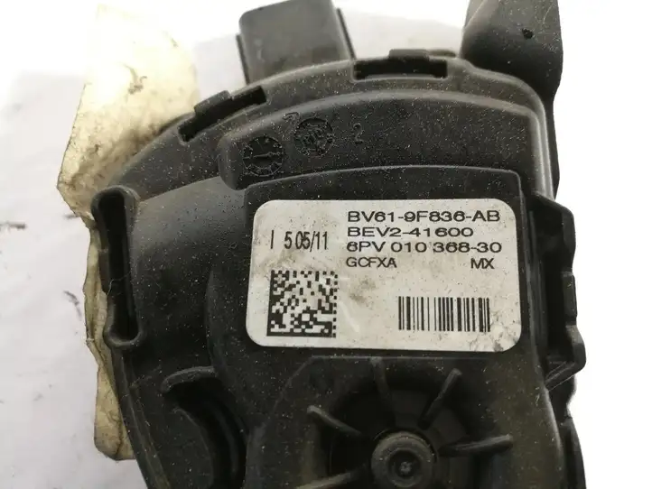 Ford Focus (2011 - 2015) BV619F836AB Педаль акселератора — фото 5