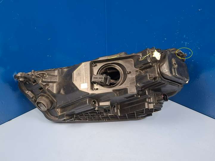 Audi Q5 (2017 - )  80A941034F Передняя фара