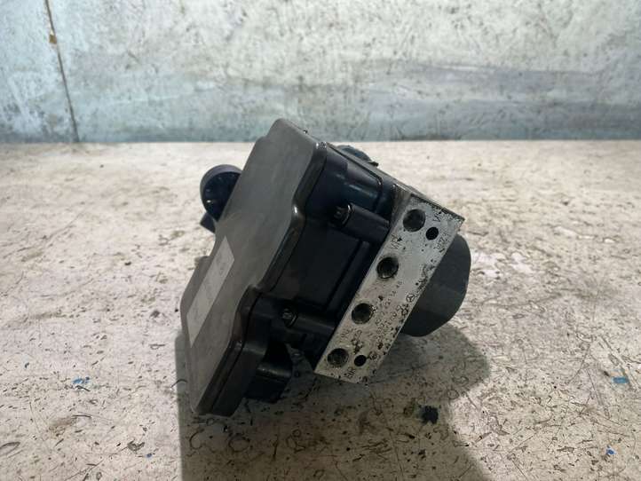 Mercedes-Benz E W212 (2009 - 2016)  A2124311448 Блок ABS