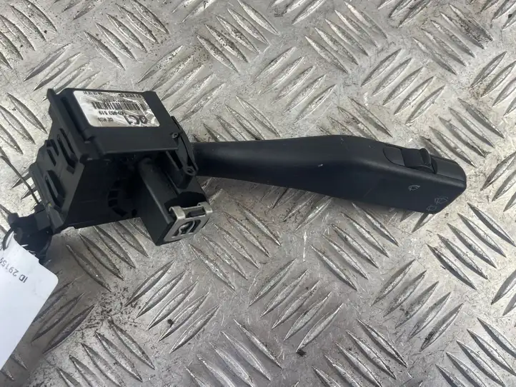 Volkswagen Caddy (2004 - 2010) 1K0953519 Переключатель стеклоочистителей — фото 3
