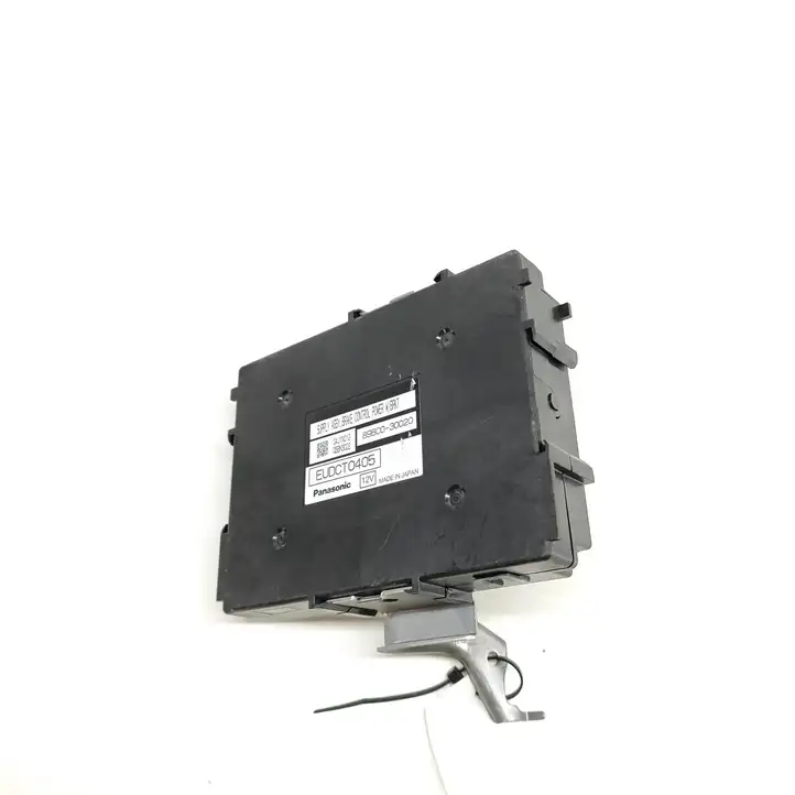 Lexus GS 250 300 350 300h 450h (2015 - 2020) 896C030020 Блок управления стояночным тормозом (EPB) — фото 1