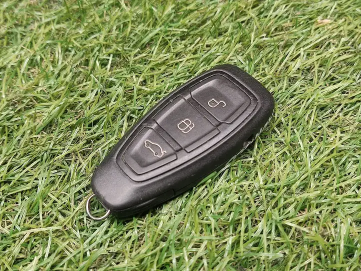 Ford Focus (2011 - 2015) 7S7T15K601EC Ключ зажигания — фото 1