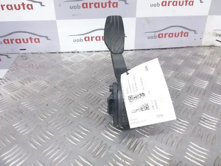 Nissan Qashqai (2013 - 2017) 180024BA0B Педаль акселератора — фото 1