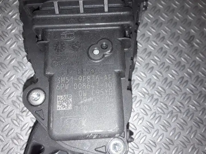 Ford Focus C-MAX (2003 - 2010) 3M519F836AF Педаль акселератора — фото 3