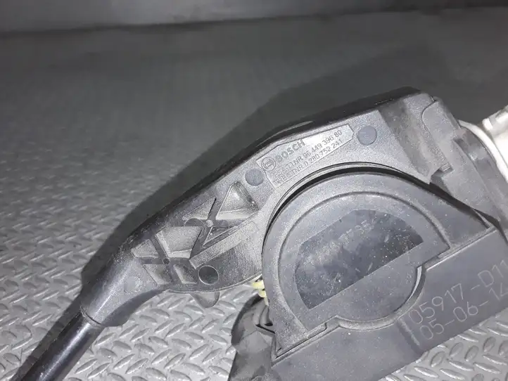 Peugeot 407 (2004 - 2011) 028075241 Педаль акселератора — фото 2