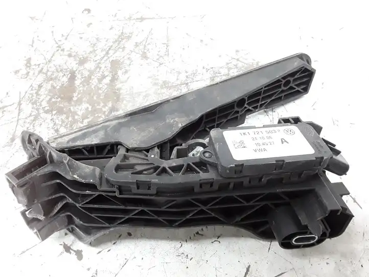 Volkswagen Jetta V (2005 - 2010) 1K1721503P Педаль акселератора — фото 3