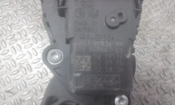 Ford Focus (2005 - 2008) 4M519F836AH Педаль акселератора — фото 3